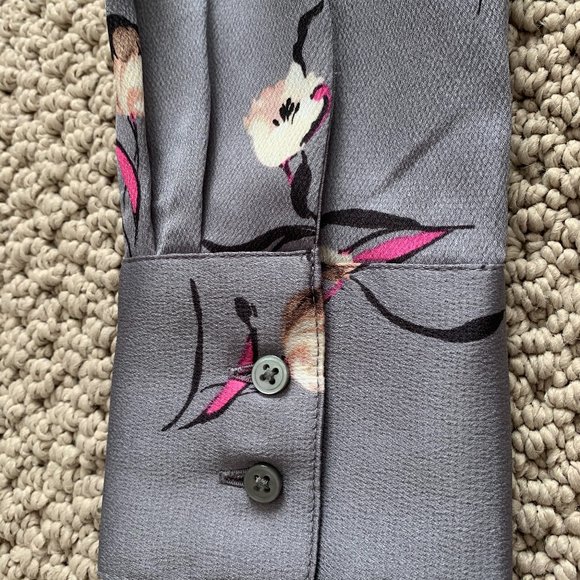 Banana Repubulic Grey & Floral Blouse - Picture 6 of 7